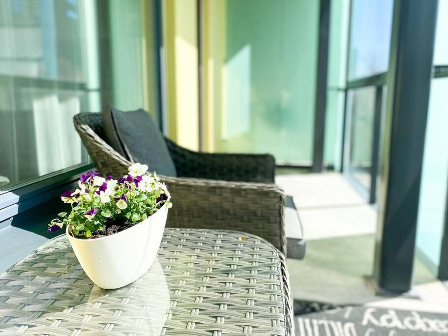 Huoneisto Bright & Peaceful 1bd With Free Underground Parking Tallinna